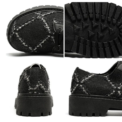 VOIDWEAR SIGNAL_CANVAS_09 ☰ men’s breathable split leather casual shoes in black, slip-on lace hybrid with rubber sole, minimalist ritual-inspired design.