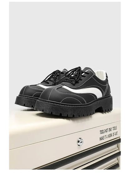 VOIDWEAR SIGNAL_VANISH_12 ☰ ritual-inspired men’s casual shoes with breathable upper, round toe, and vanish-mode closure, built for spring/autumn wear.