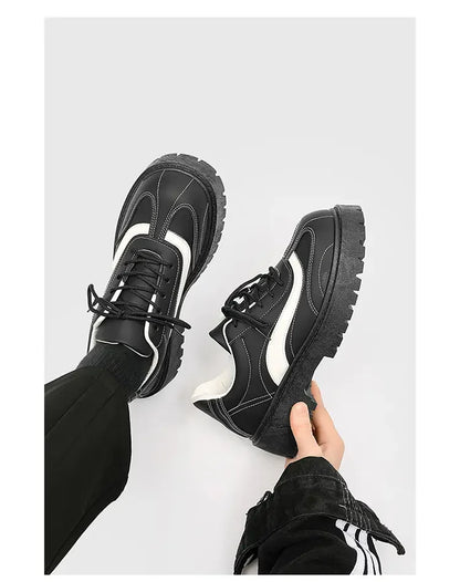 VOIDWEAR SIGNAL_VANISH_12 ☰ ritual-inspired men’s casual shoes with breathable upper, round toe, and vanish-mode closure, built for spring/autumn wear.