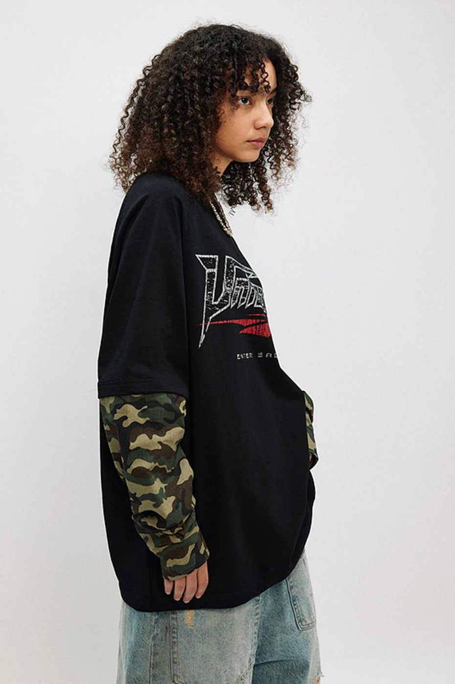 SIGNAL_CAMO/2L-VOIDWEAR™