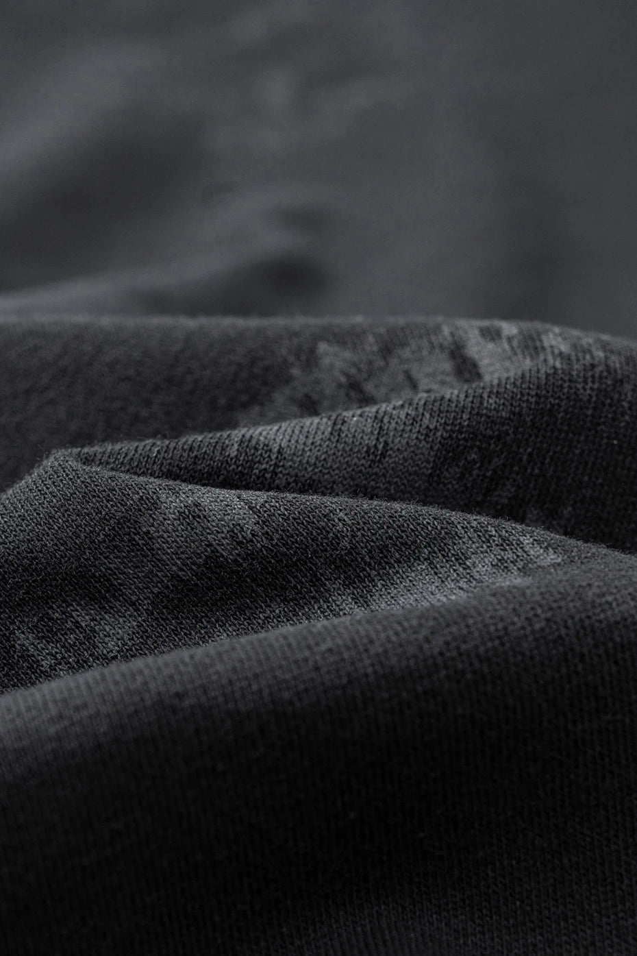 STRIPE_SIGNAL/6-VOIDWEAR™