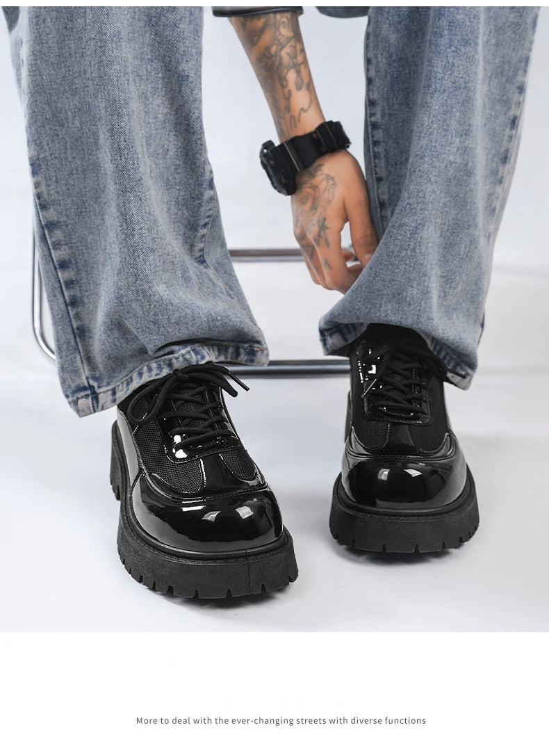 VOIDWEAR men’s ritual-inspired PU leather shoes – minimalist techwear style for U.S. and EU streetwear markets. Black platform shoes worn with light blue jeans on a white background