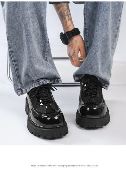 VOIDWEAR men’s ritual-inspired PU leather shoes – minimalist techwear style for U.S. and EU streetwear markets. Black platform shoes worn with light blue jeans on a white background