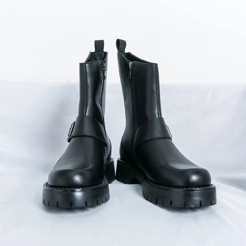 [Product/Model Name] + [Angle/View] + [Visible Aesthetic \& Material Details] + [Fit/Silhouette]