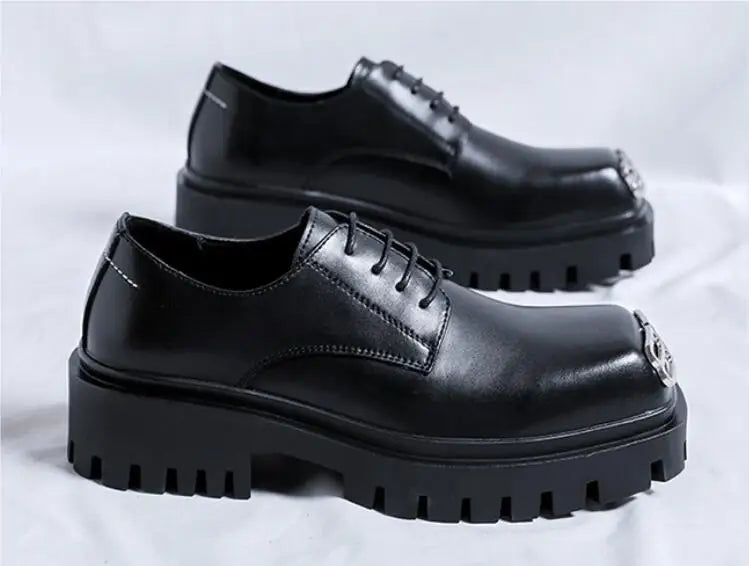 [Product/Model Name] + [Angle/View] + [Visible Aesthetic \& Material Details] + [Fit/Silhouette]