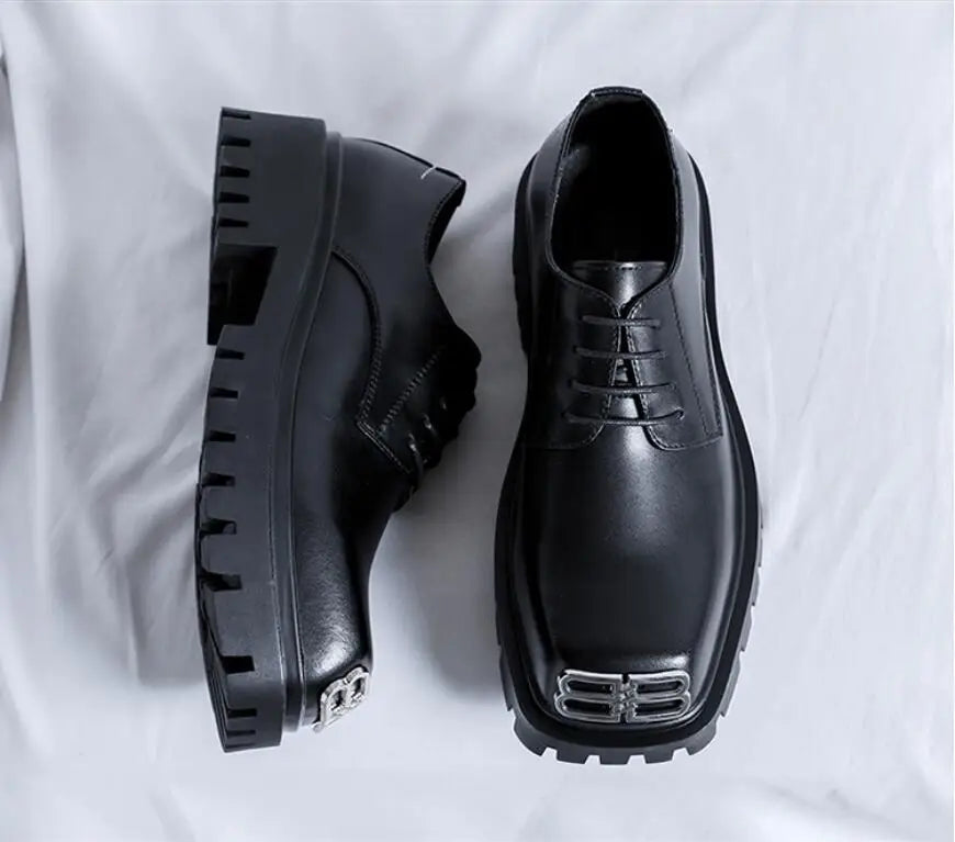 [Product/Model Name] + [Angle/View] + [Visible Aesthetic \& Material Details] + [Fit/Silhouette]